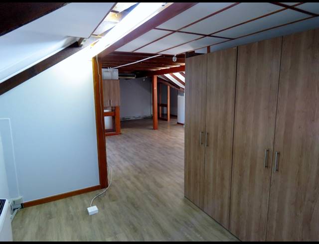 65M² OFFICE TO LET IN STELLENBOSCH CENTRAL